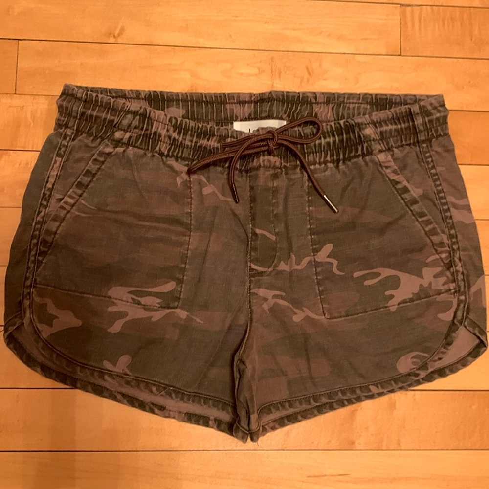 Level 99 camo shorts